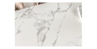 Zoom sur la matière du plateau de la table PETRANO extensible 180-220-260cm blanche