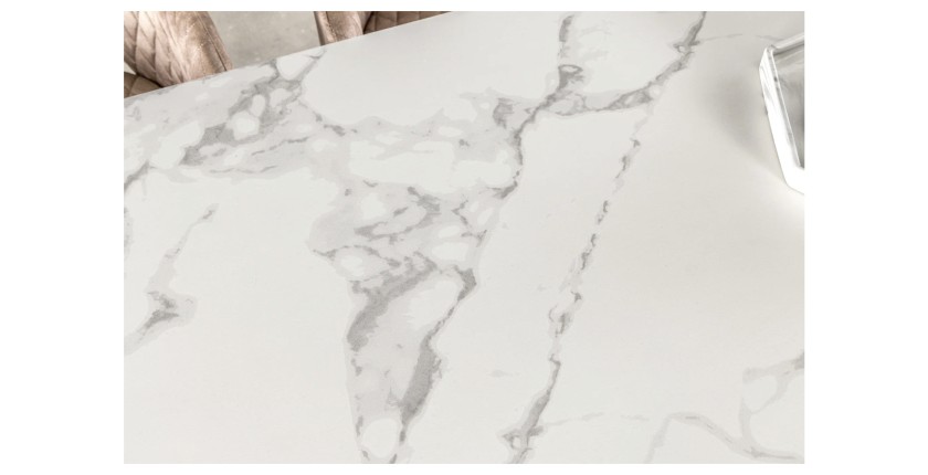 Zoom sur la matière du plateau de la table PETRANO extensible 180-220-260cm blanche