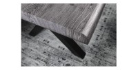 Zoom sur le coin de la table RIVET 160cm aspect bois gris