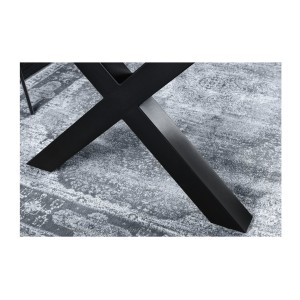Zoom sur les pieds en X de la table RIVET 160cm aspect bois gris