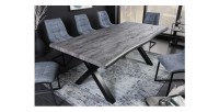 Table RIVET 160cm aspect bois gris mise en situation