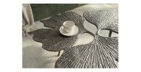 Zoom sur le plateau de la table basse LOTUSIA argentée 75cm