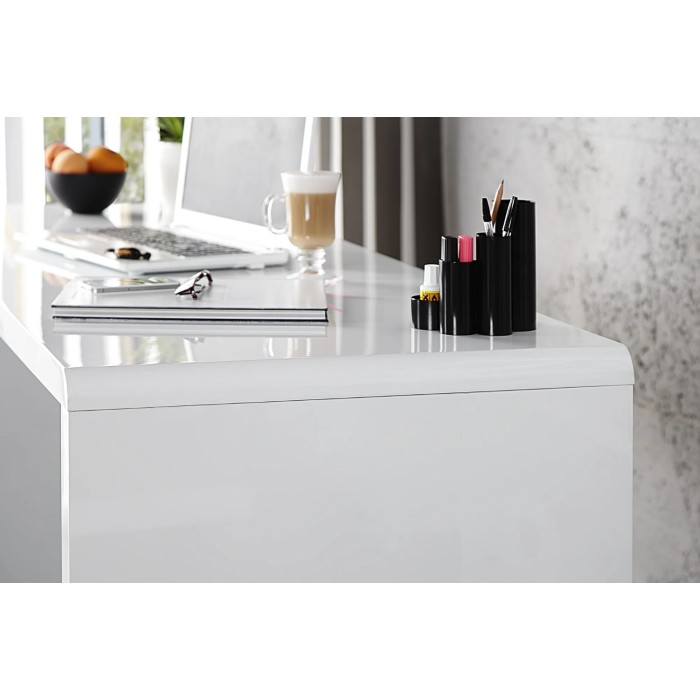 Zoom sur la tranche du bureau SVEA 140cm