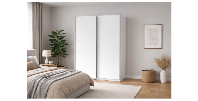 Armoire GOZU 181cm blanche mise en situation