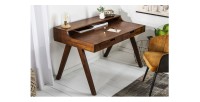Bureau SKAGEN 120cm en acacia mis en situation