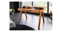 Bureau SKAGEN 100cm en acacia clair mis en situation