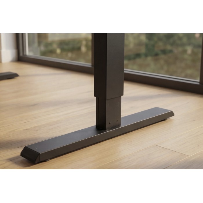Zoom sur l'un des pieds du bureau ZENTOR 140cm en chêne, réglable en hauteur