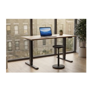 Bureau ZENTOR 140cm en chêne, réglable en hauteur vu de côté