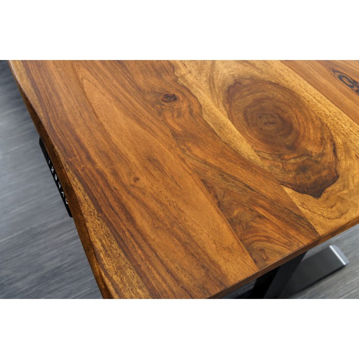 Zoom sur le plateau du bureau ARKAYA 160cm en sheesham réglable en hauteur