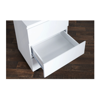 Zoom sur le tiroir ouvert du caisson de bureau SVEA blanc