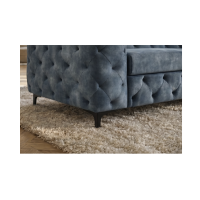 Zoom sur les pieds du canapé VELENA bleu