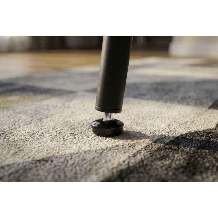 Zoom sur l'un des pieds de la table HEXA 120cm effet marbre blanc