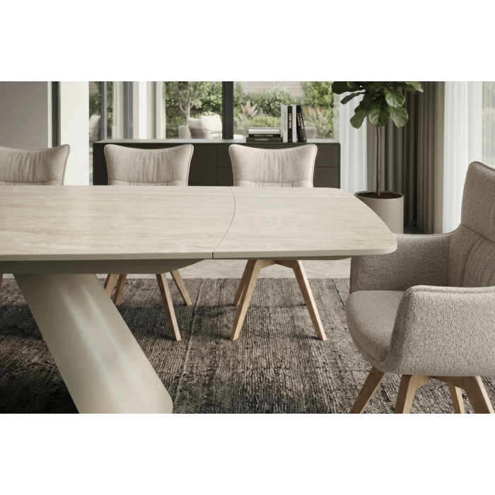 Zoom sur la tranche du plateau de la table extensible 160 à 240 cm COVY