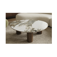Table basse PTERAX 110 cm en céramique effet marbre blanc et pieds aspect bois – Forme organique