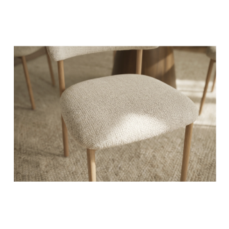 Lot de 2 chaises ELEA en tissu texturé beige et pieds métal effet bois clair – Style contemporain