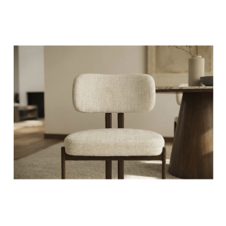 Chaise LORETO beige crème et marron foncé vue de face