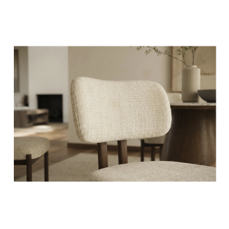 Zoom sur le dossier de la chaise LORETO beige crème et marron foncé