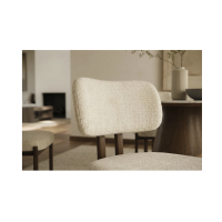 Zoom sur le dossier de la chaise LORETO beige crème et marron foncé