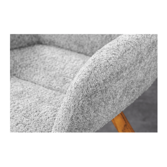 Lot de 2 chaises design SORRANO pivotantes à 360° en tissu bouclette gris clair et pieds en chêne clair