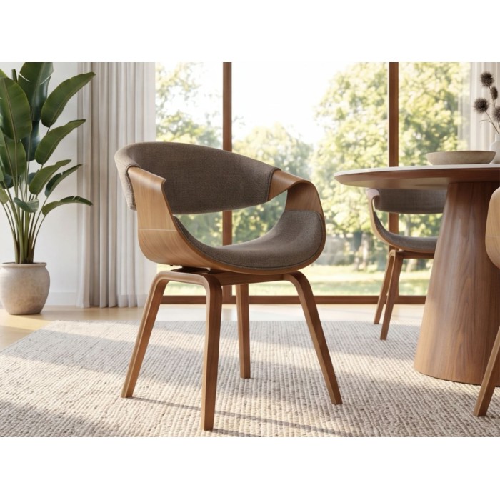 Chaise NERA en tissu gris et bois clair mise en situation