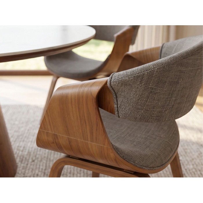 Zoom sur l'accoudoir de la chaise NERA en tissu gris et bois clair