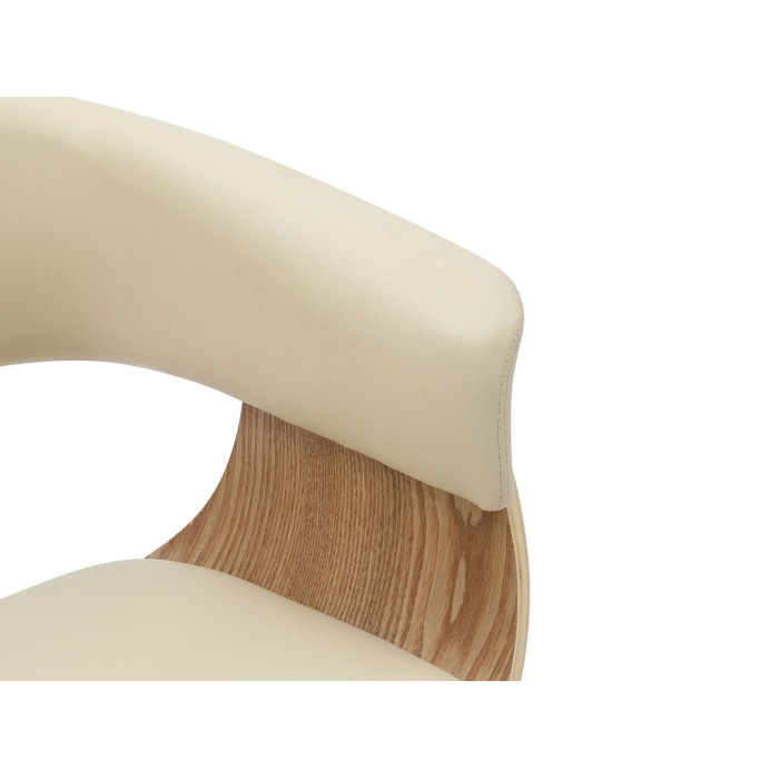 Zoom sur l'accoudoir droit de la chaise NERA en cuir beige et bois clair