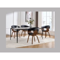 Chaise NERA noire et marron foncé vue dans un décor 3D