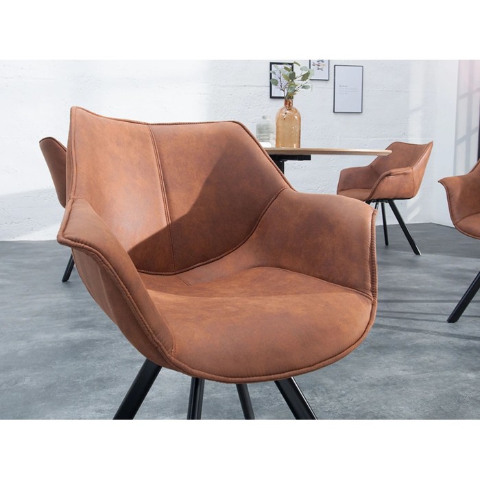 Chaise COMFY en microfibre marron vue rapprochée