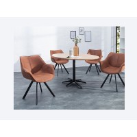 Chaise COMFY en microfibre marron vue éloignée