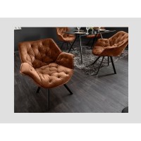 Chaise COMFY en velours marron dans un décor 3D
