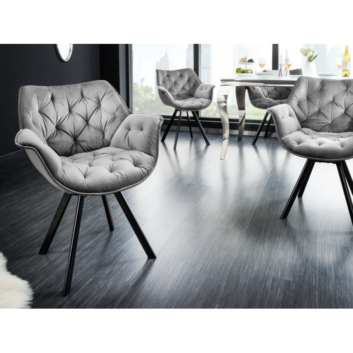 Chaise COMFY en velours gris clair vue éloignée