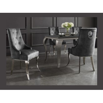 Chaise VELENA en velours grise mise en situation