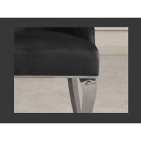 Zoom sur l'assise de la chaise VELENA noir en velours