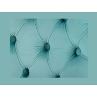 Zoom sur les détails de la chaise REGINA bleu turquoise et doré