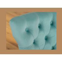 Zoom sur le dossier de la chaise REGINA bleu turquoise et doré