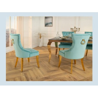 Chaise REGINA bleu turquoise et doré vue avec d'autres chaises de la collection