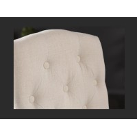 Zoom sur le dossier de la chaise REGINA beige et marron clair