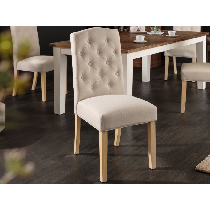 Chaise REGINA beige et marron clair mise en situation