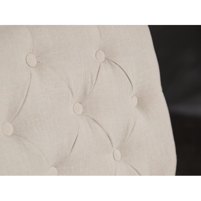 Zoom sur le dossier du fauteuil REGINA beige et marron clair