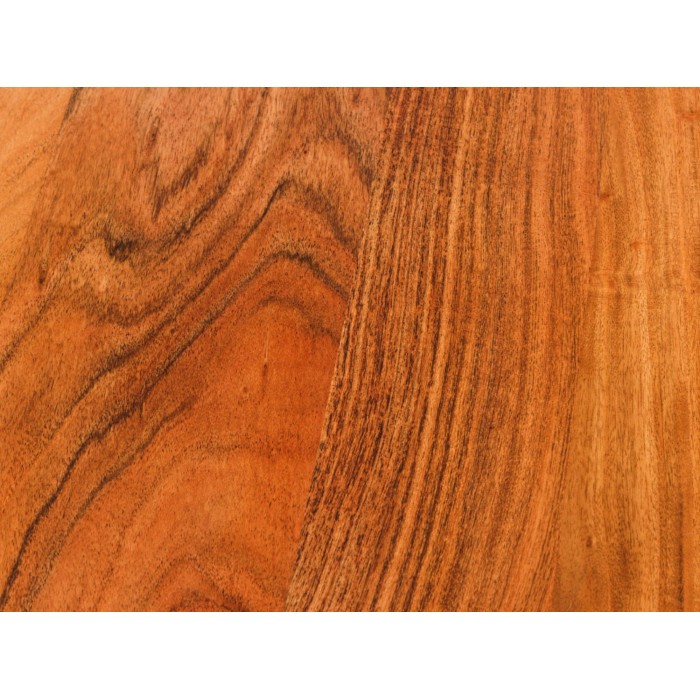 Zoom sur le plateau du bureau ARKAYA 140cm en acacia réglable en hauteur
