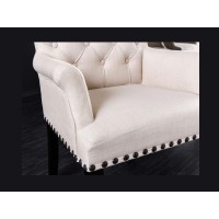 Zoom sur l'assise du fauteuil REGINA beige et marron foncé