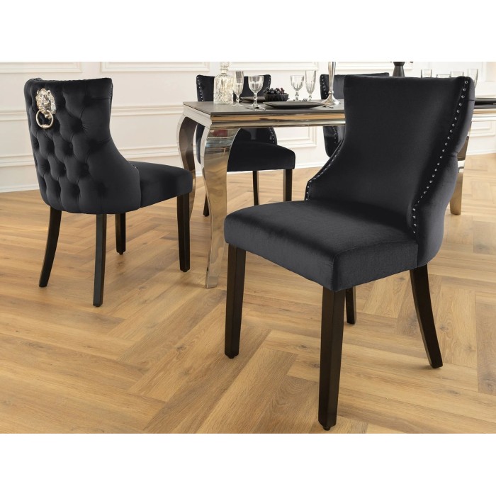 Chaise REGINA noire et dossier bas mise en situation