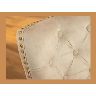 Zoom sur le dossier de la chaise REGINA beige et dorée