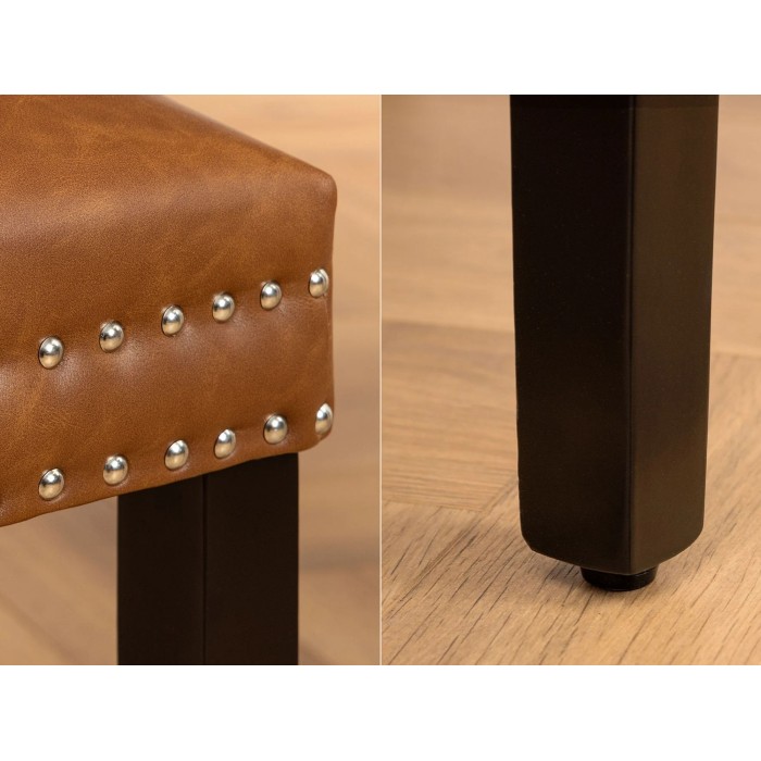 Zoom sur les détails du bas de la chaise REGINA caramel