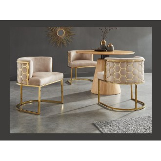 Chaise VELTO beige et dorée mise en situation