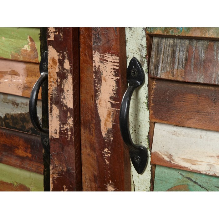 Zoom sur les poignets du buffet PATCHWOOD full bois