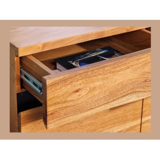 Zoom sur le tiroir ouvert du buffet ARKAYA en bois massif d'acacia et métal noir