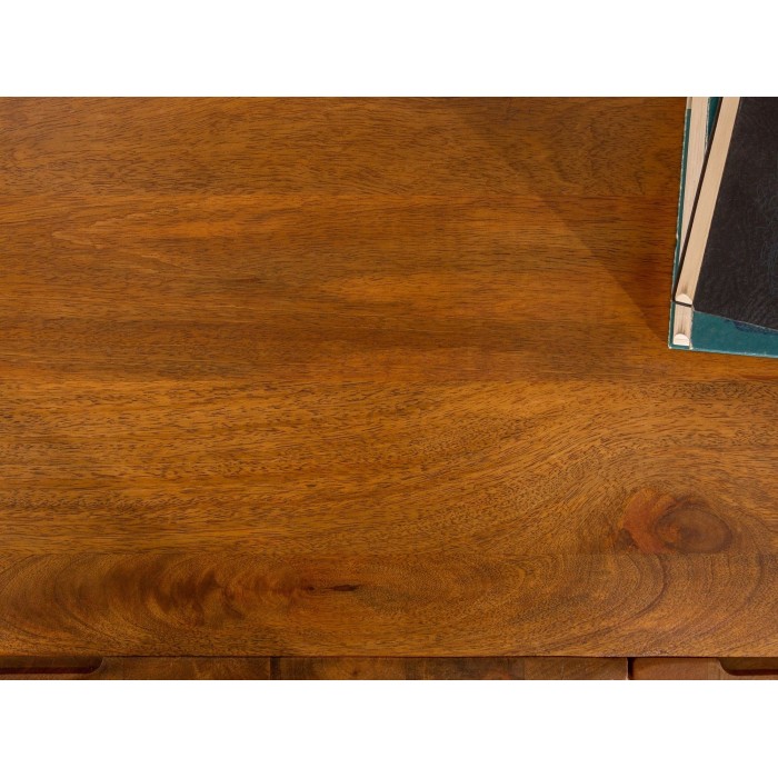 Zoom sur la texture du buffet SILVA en bois massif de manguier 140cm