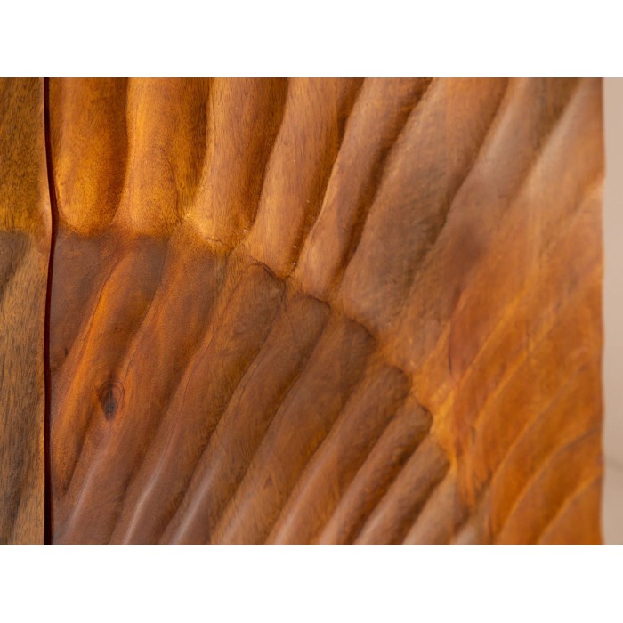 Zoom sur les détails sculptés du buffet SILVA en bois massif de manguier 177cm