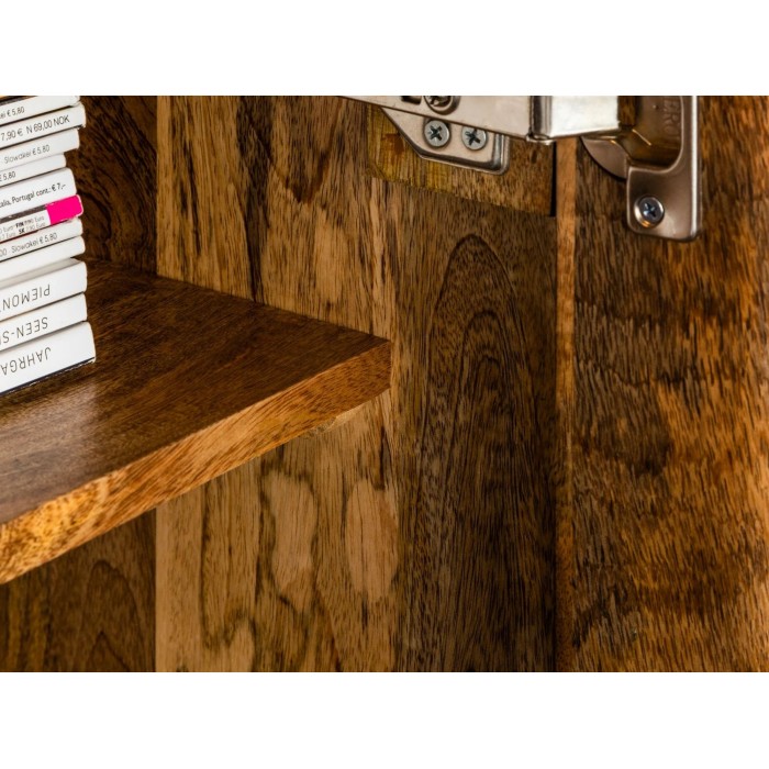 Zoom sur l'intérieur du buffet SILVA 177cm en bois de manguier noir